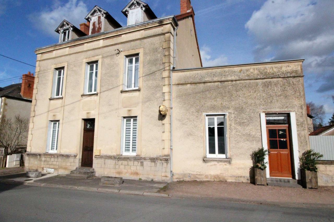 Chambre Notaire Cosne-d'Allier Экстерьер фото